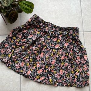 American Eagle Floral Ruffle Skirt
